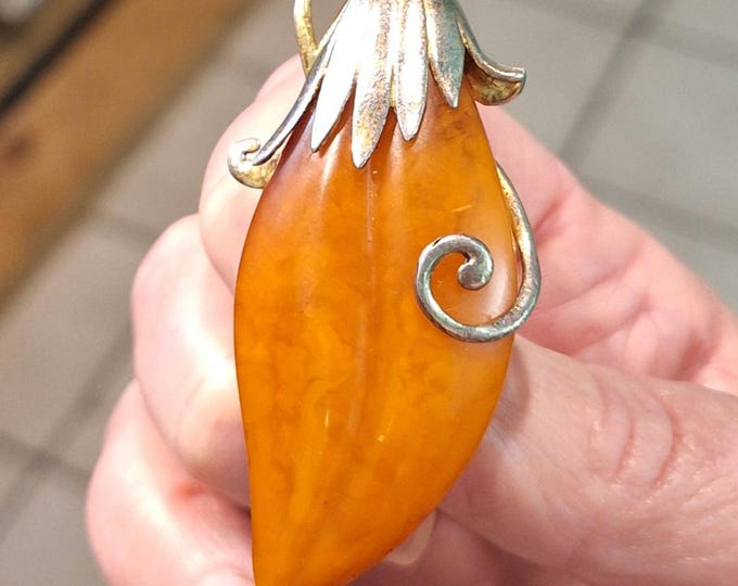 Vintage Sterling Silver Amber Flower Pod Leaf Brooch