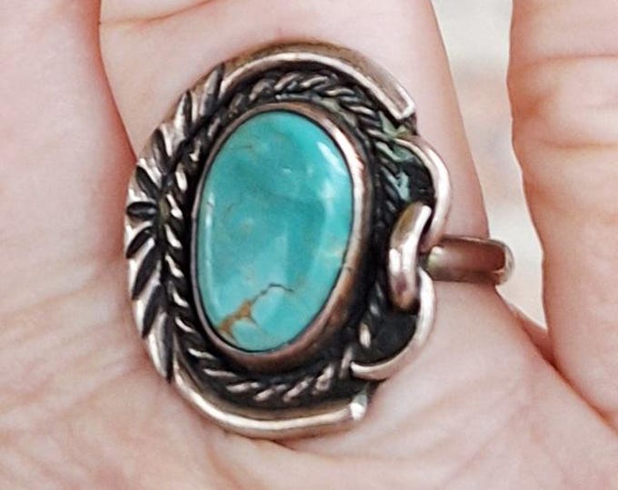 Sterling Silver Native American Teal Colored Turquoise Ring
