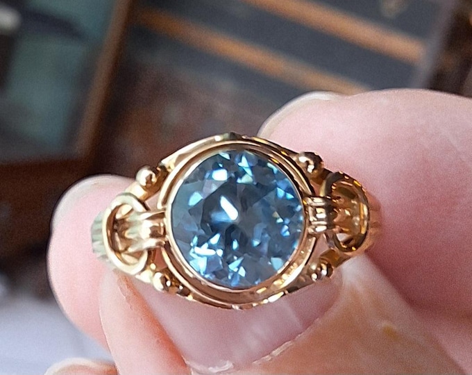 Unique Gold Blue Zircon Ring
