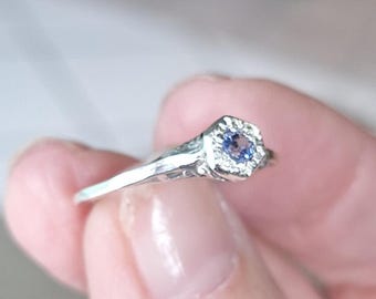 Vintage Edwardian Sterling Silver Filigree Ring with Tanzanite