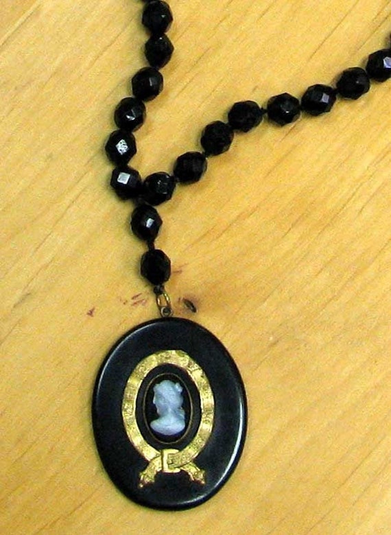 Vintage Victorian Mourning Necklace with Oynx Bea… - image 2