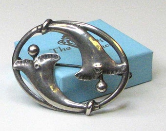 DANISH MODERN Wisteria Flower Brooch Pin