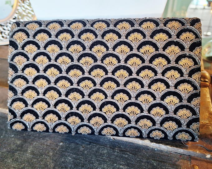 Vintage 70s Art Deco Design Velvet Clutch Purse