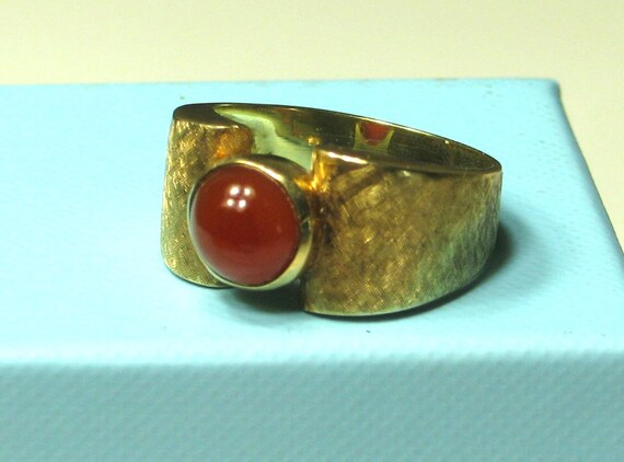 Vintage Mid Century Retro Carnelian Gold Ring - image 4