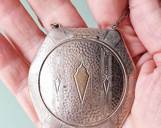 Vintage Art Deco Silver Tone Powder Compact on Chain