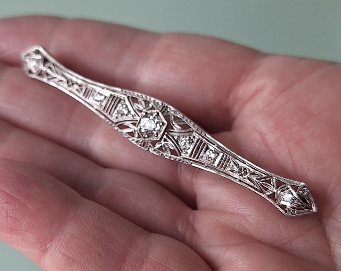 14K White Gold Edwardian Filigree Brooch Pin with Approx. 0.42 Ct Center Diamond