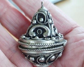 Vintage Sterling Silver Italian Charm with Coral Colored Cabochon