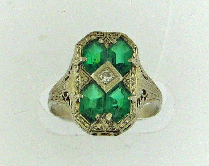 Vintage Art Deco White Gold and Green Stone Ring