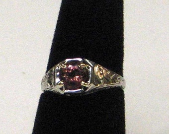 Vintage Edwardian Art Deco White Gold Solitare with Pink Tourmaline