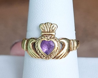 14K Yellow Gold Amethyst Claddagh Ring