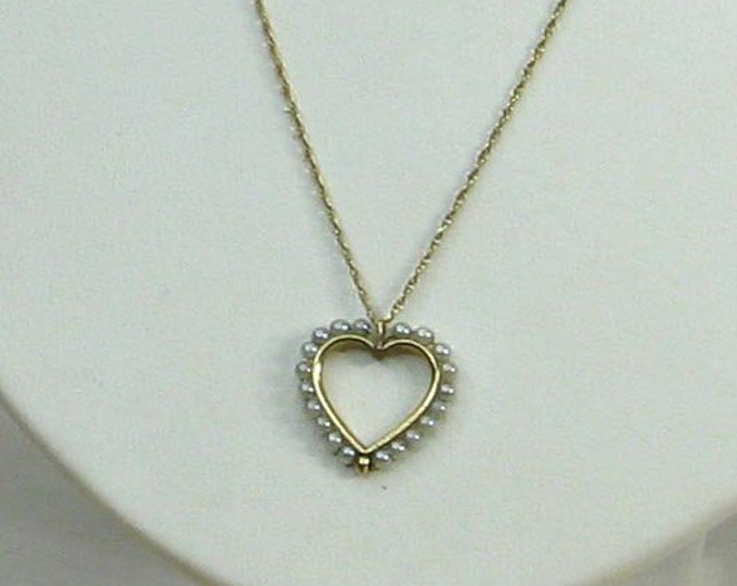 14K Gold Pearl Open Heart Necklace with Chain