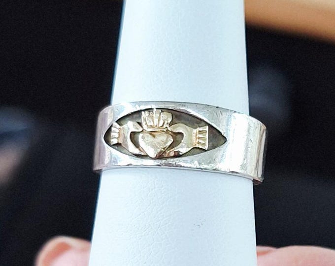 Sterling Silver Claddagh Band with Gold Inlay