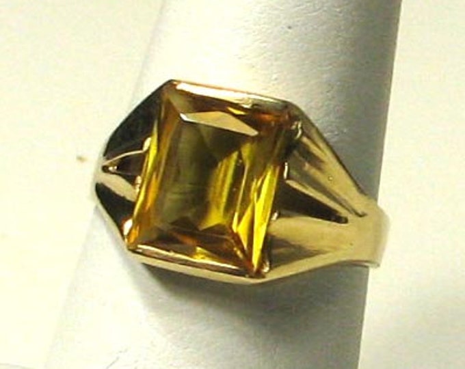 14K Yellow gold Citrine Split Settings Ring