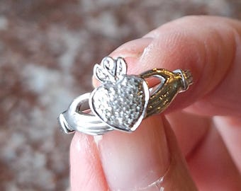Sterling Silver Accented Claddagh Ring