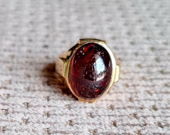 14K Gold Art Deco Style Modernist Carbunkle Garnet Ring