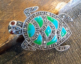 Adorable Sterling Silver Blue Green Enamel Marcasite Brooch