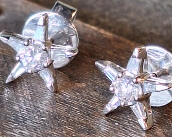 Darling Diamond Star Stud Earrings in White Gold