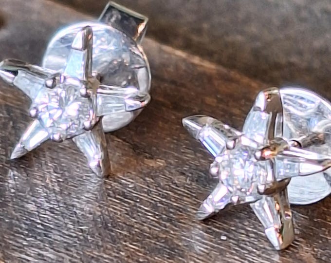 Darling Diamond Star Stud Earrings in White Gold
