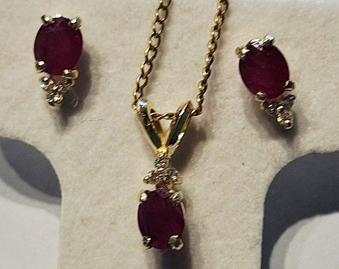 14KY Natural Ruby and Diamond Earring and Pendant Set