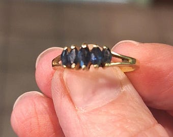 14KY Five Stone Natural Sapphire Ring
