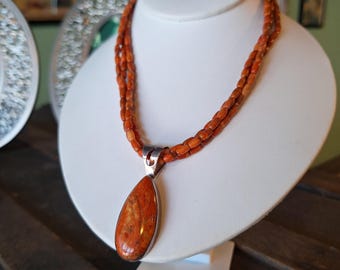 Southwestern Spiney Coral Necklace with Silver Spiney Coral Pendant