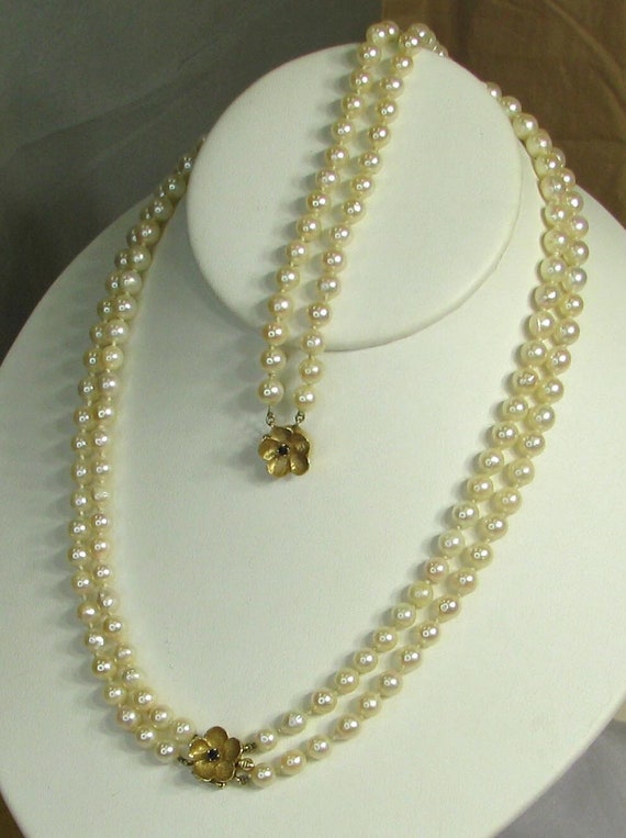 Vintage Mid Century Quality Saltwater Pearl Neckla