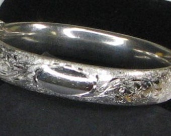 Carl-Art Monagrammable Sterling Silver Etched Bangle Bracelet