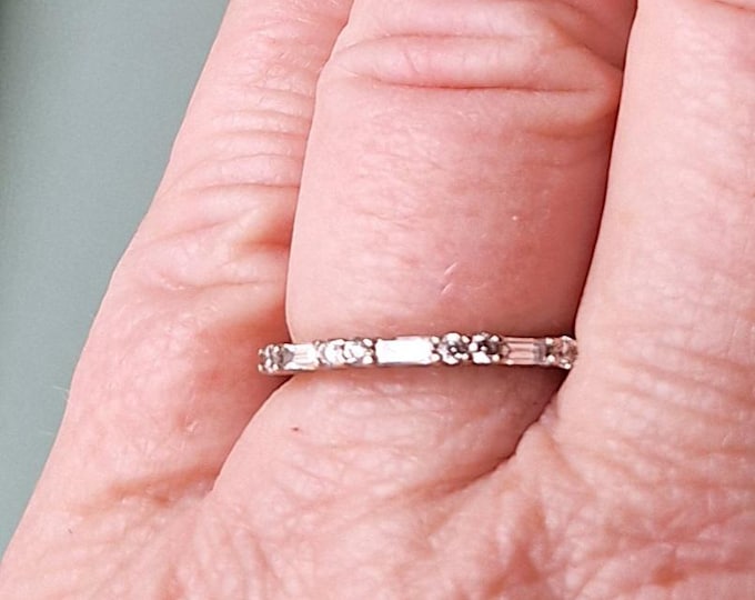 14K White Gold Round Cut and Straight Baguette Diamond Band