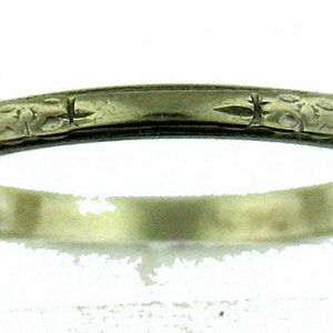 Vintage Edwardian or Art Deco White Gold Wedding Band with Floral Motif image 1