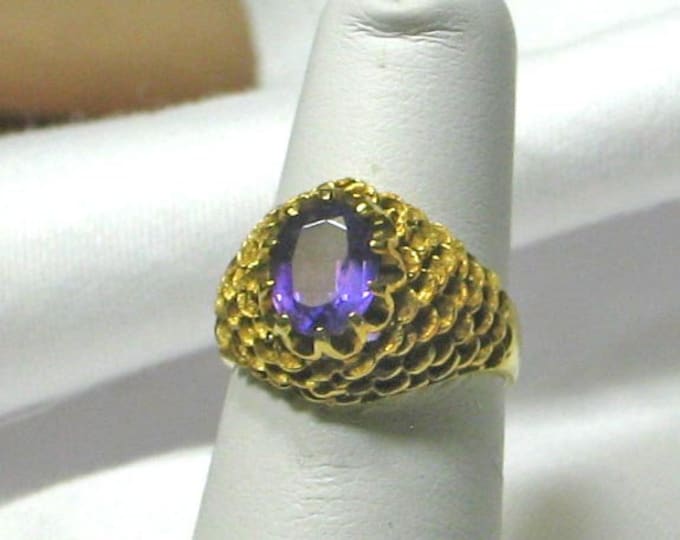 Vintage 18K Yellow Gold Pine Cone Amethyst Ring