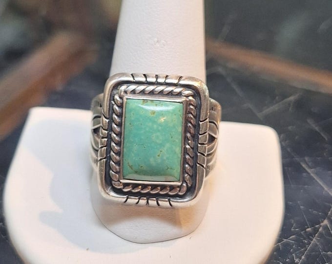 Sterling Silver Native American Green Turquoise Ring