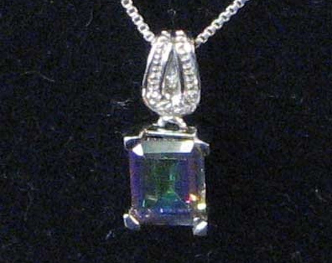 10K White Go ld Mystic Topaz Pendant