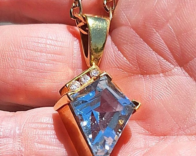 PRICE REDUCED: 18K Yellow Gold Kite Shaped Aquamarine and Diamond Pendant