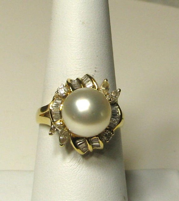 18K South Sea Cultured Pearl and Diamond Ring