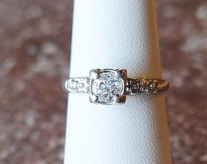Vintage 1940s Solitaire Engagement Ring with Old Mine Cut Diamond