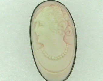 Vintage Silver Framed Conch Shell Cameo Brooch