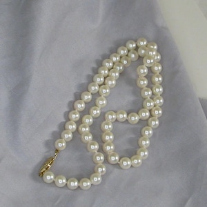 White Cultured Pearl Strand with 14KY clasp