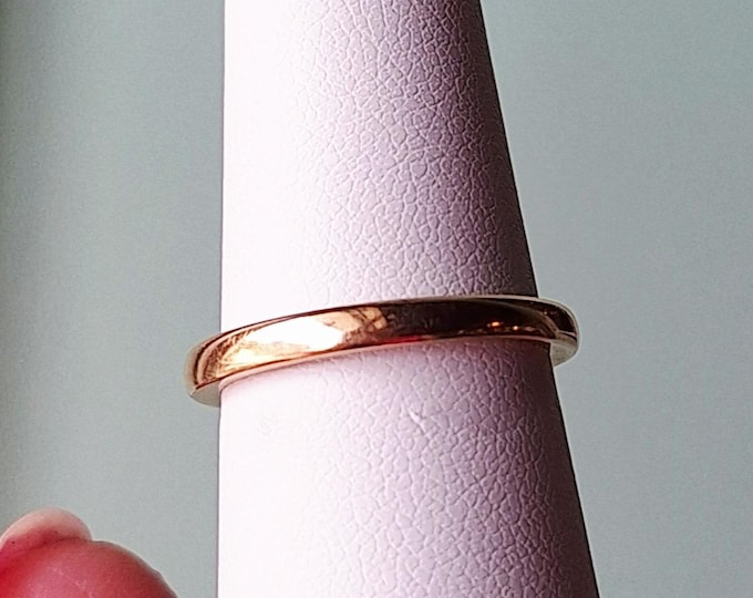 Classic Polished 14K Yellow Gold Wedding Band