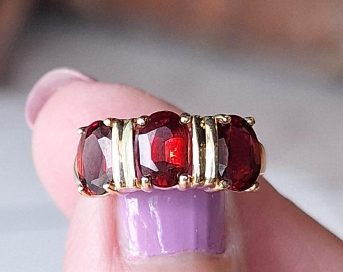 Vintage Almandite Garnet Three Stone Ring