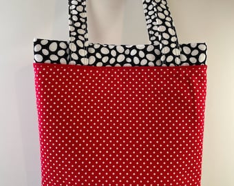 Boho Tote Bag Sewing Pattern - PDF Downloadable Pattern and Tutorial - 12" x 12" x 3.5" with two shoulder straps - Four inside slip pockets