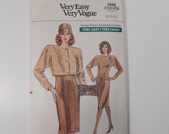 Vintage Very Easy Very Vogue Women's Fashion Sewing Pattern 7042 Misses Size 8-10-12, Misses Jacket & Dress Sewing Rating Very Easy 1987