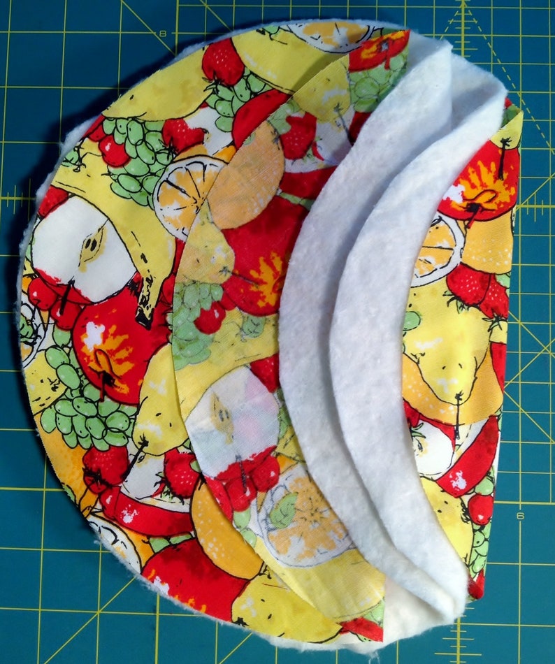 Microwave Bowl Cozy PDF Sewing Pattern and Tutorial Quilted Potholder DIY Kitchen gift Home Decor image 7