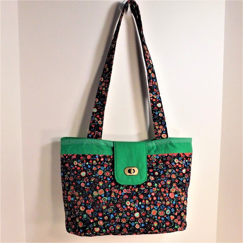 Tote Bag PDF Sewing Pattern Medium Sized Purse, Shoulder Bag With Two Straps and Turn Lock
