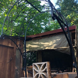 Custom Arbors