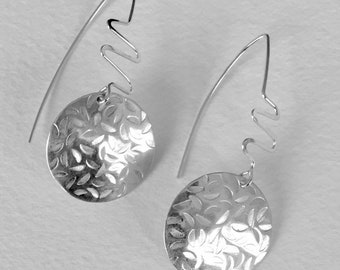 Sterling silver round disc patterned earrings