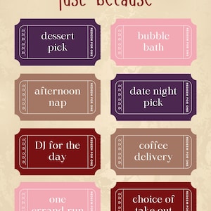 K&ouml;nnte beinhalten: Eine Sammlung druckbarer Liebesgutscheine in verschiedenen Farben, darunter Lila, Rosa und Braun. Jeder Gutschein bietet ein anderes Erlebnis, wie z. B. eine Dessertauswahl, ein Schaumbad oder eine Kaffeezustellung. Der Satz "nur weil" steht oben.
