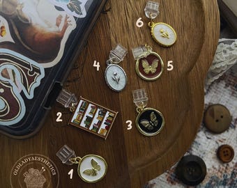 Vintage / Bookish Collection Dust Plug Charm for Kindle | Cute Reader Accessory | Aesthetic Tech Charm
