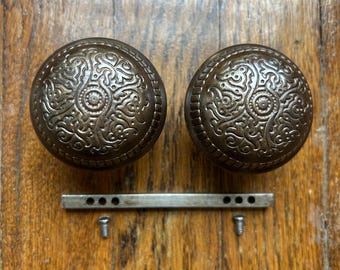Pair of Cast Iron Door Knobs Russell & Erwin ‘Villa’ Pattern (F-12100)