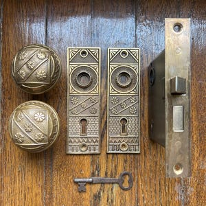 Antique Eastlake Door Hardware Set by F. C. Linde 1885 Cast Bronze Door Knobs, Backplates