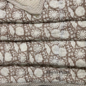 Autumn Taupe Hand Block Printed Cotton Quilt, Reversible Floral Bedspread, Soft Lightweight Blanket, Rustic Farmhouse Quilt for Couch & Bed